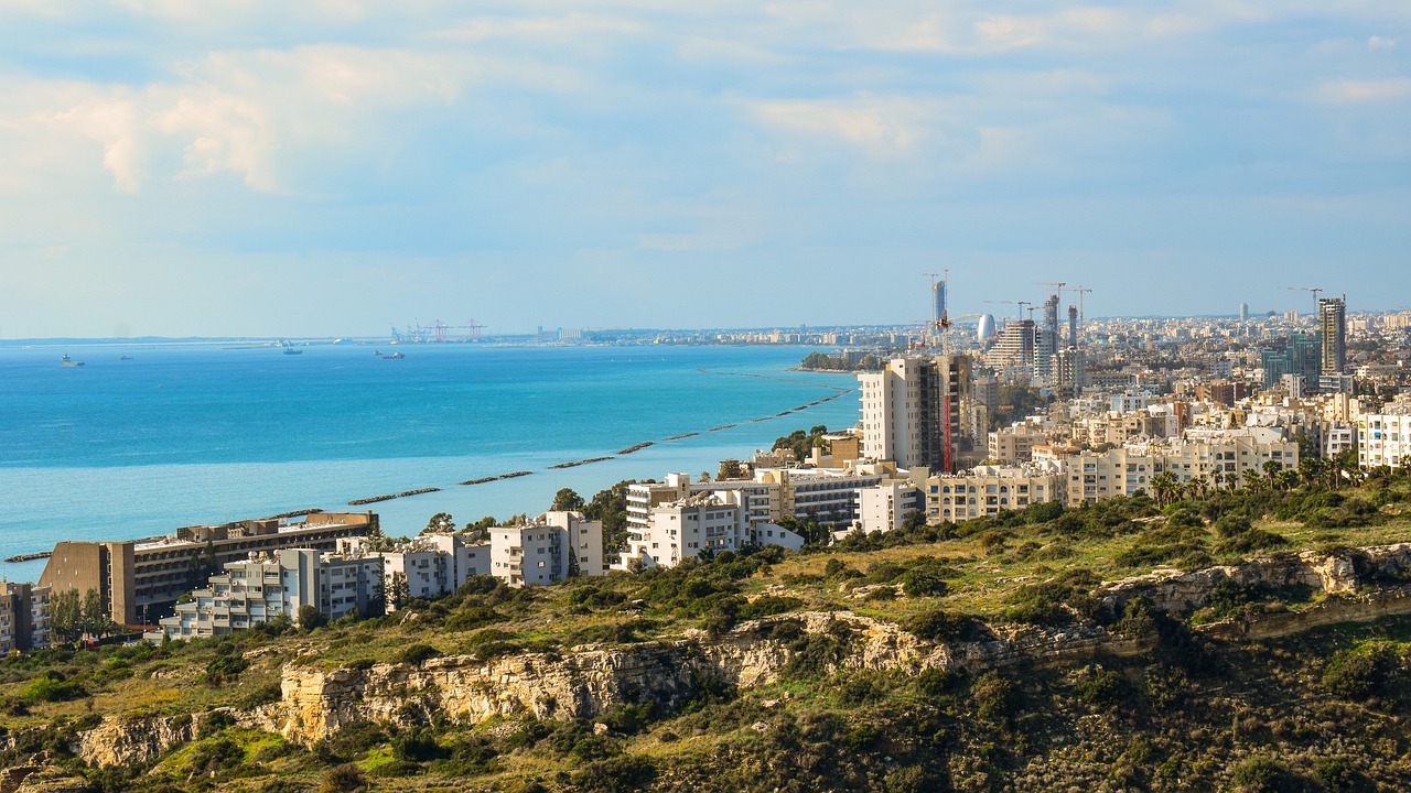 قبرص تقرر الغاء برنامج جواز السفر الذهبي
